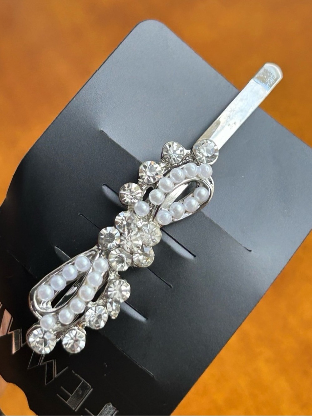NWT Femme hair pin